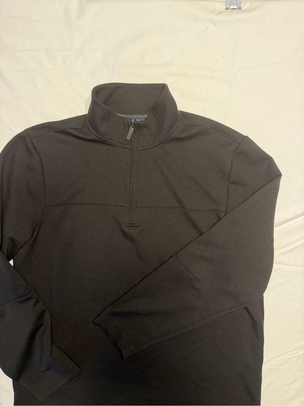 Perry Ellis Men’s Black Half-Zip Pullover Large 1077